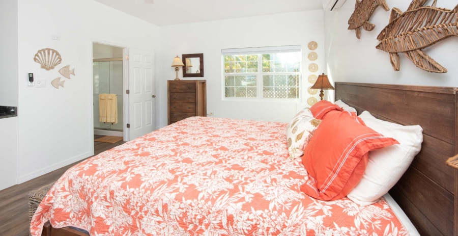 Conch'ed Out + Cottage Grand Cayman Oceanfront Villa - North Side