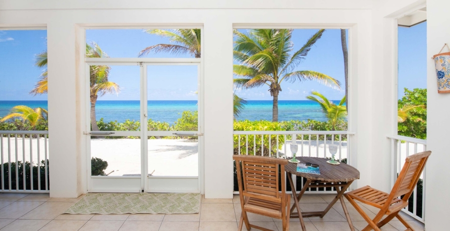 Conch'ed Out + Cottage Grand Cayman Oceanfront Villa - North Side