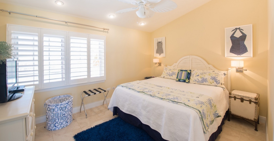 Coral Reef Villa Seven Mile Beach Grand Cayman