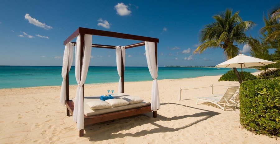 Coral Reef Villa Seven Mile Beach Grand Cayman