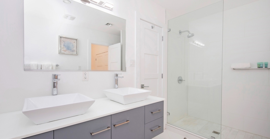 Crystal Waters Grand Cayman Vacation Villa - Cayman Kai