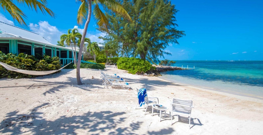 Fingertip Grand Cayman Vacation Villa - Cayman Kai