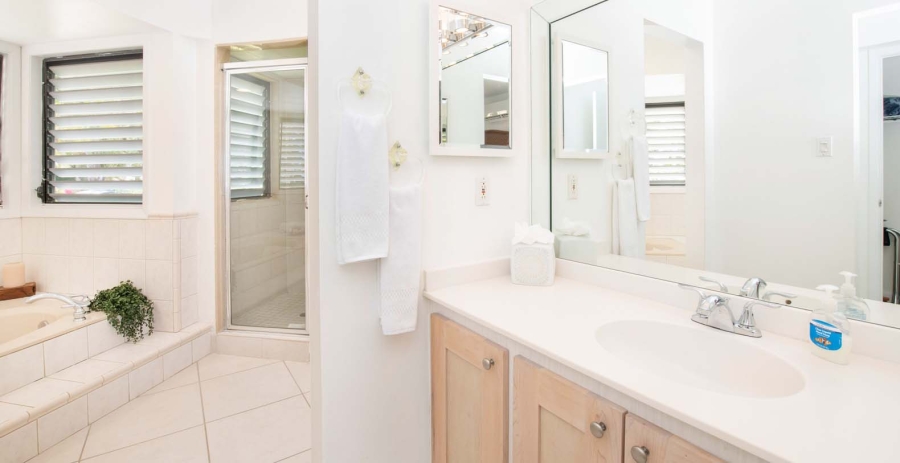 Fingertip Grand Cayman Vacation Villa - Cayman Kai