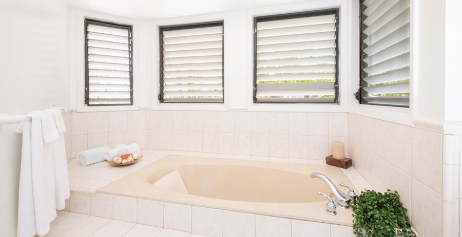 Fingertip Grand Cayman Vacation Villa - Cayman Kai