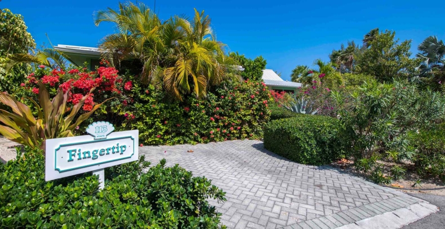 Fingertip Grand Cayman Vacation Villa - Cayman Kai