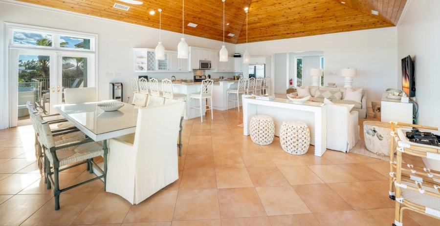 Hilltime Grand Cayman Vacation Villa - Rum Point