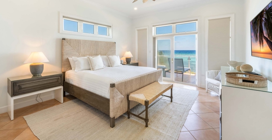 Hilltime Grand Cayman Vacation Villa - Rum Point