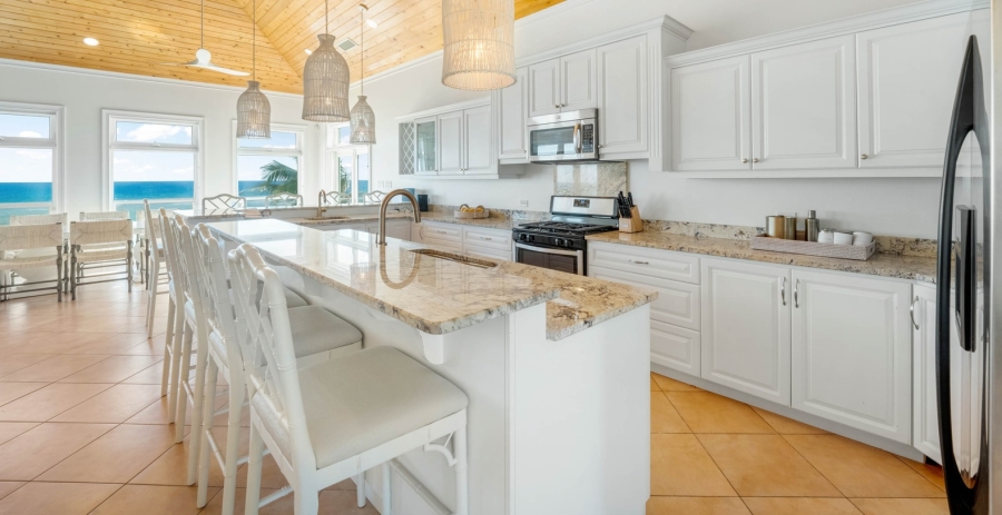 Hilltime Grand Cayman Vacation Villa - Rum Point