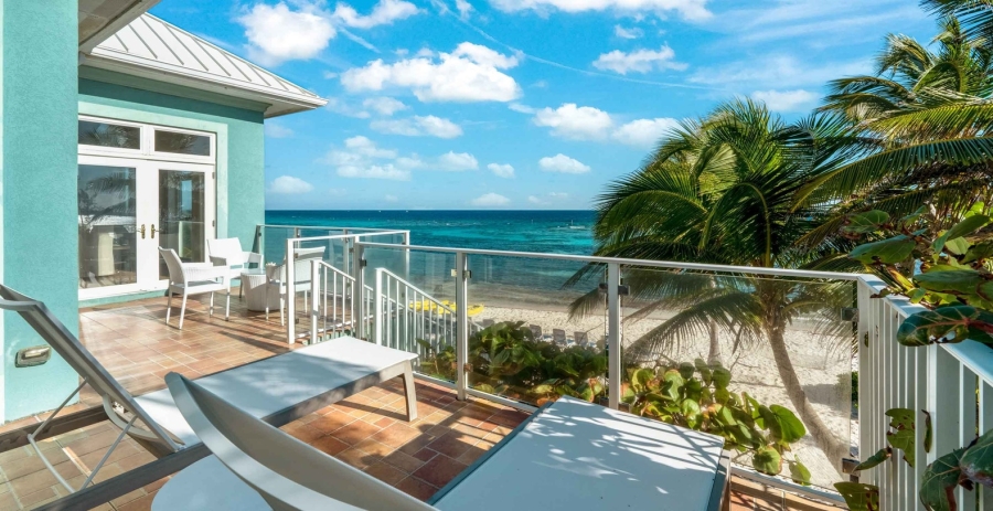 Hilltime Grand Cayman Vacation Villa - Rum Point