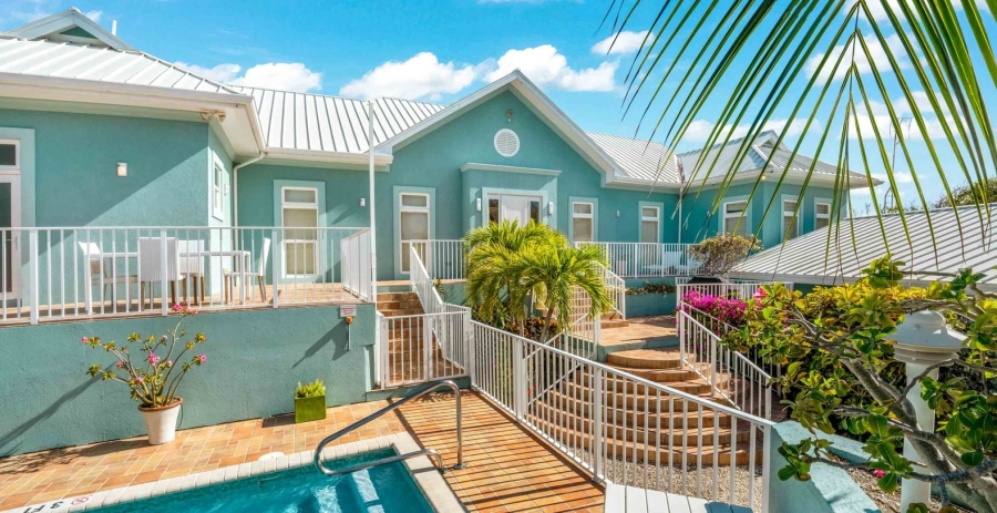 Hilltime Grand Cayman Vacation Villa - Rum Point