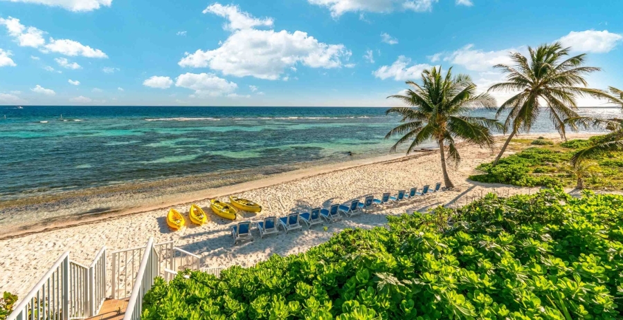 Hilltime Grand Cayman Vacation Villa - Rum Point