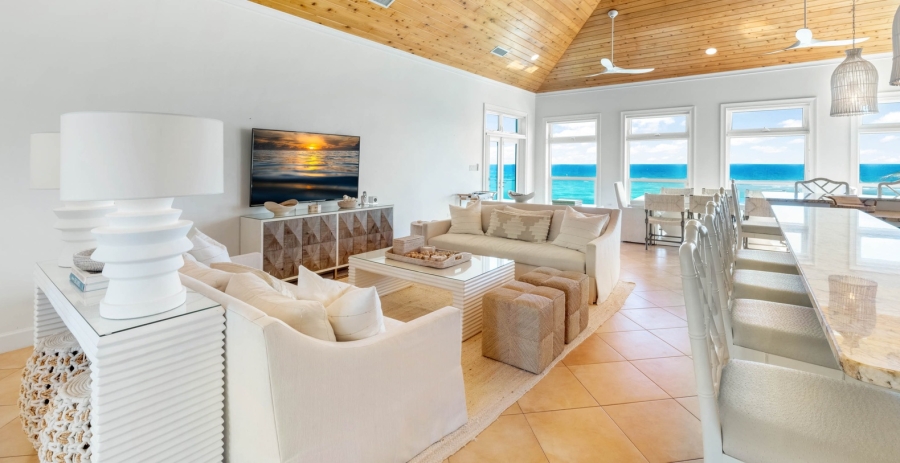 Hilltime Grand Cayman Vacation Villa - Rum Point