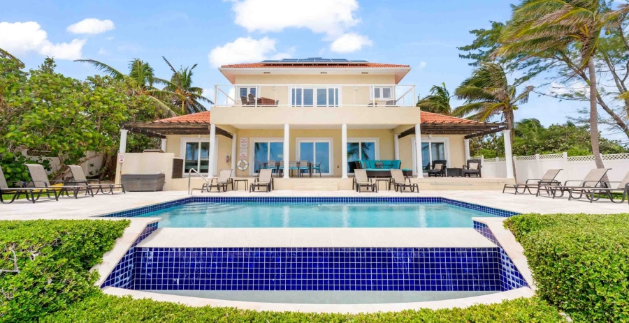 In Harmony Grand Cayman 4-Bedroom Luxury Villa - Bodden Town