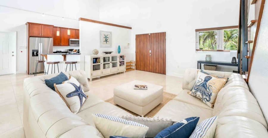 In Harmony Grand Cayman 4-Bedroom Luxury Villa - Bodden Town