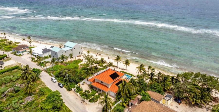 In Harmony Grand Cayman 4-Bedroom Luxury Villa - Bodden Town