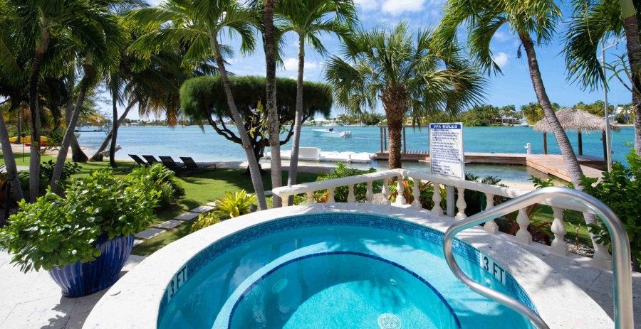 Kaiku Villa Grand Cayman Vacation Villa - Cayman Kai