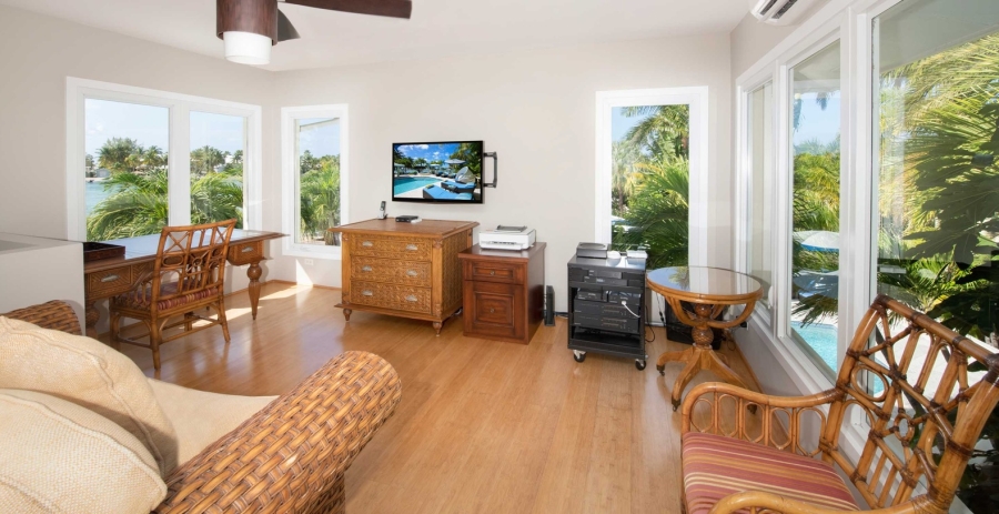 Kaiku Villa Grand Cayman Vacation Villa - Cayman Kai