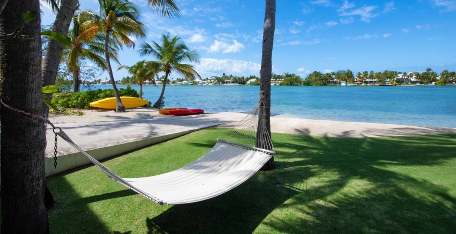 Kaiku Villa Grand Cayman Vacation Villa - Cayman Kai