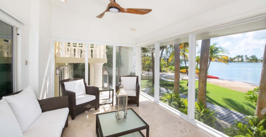 Kaiku & Guesthouse Grand Cayman Vacation Villa - Cayman Kai