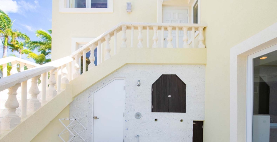 Kaiku & Guesthouse Grand Cayman Vacation Villa - Cayman Kai