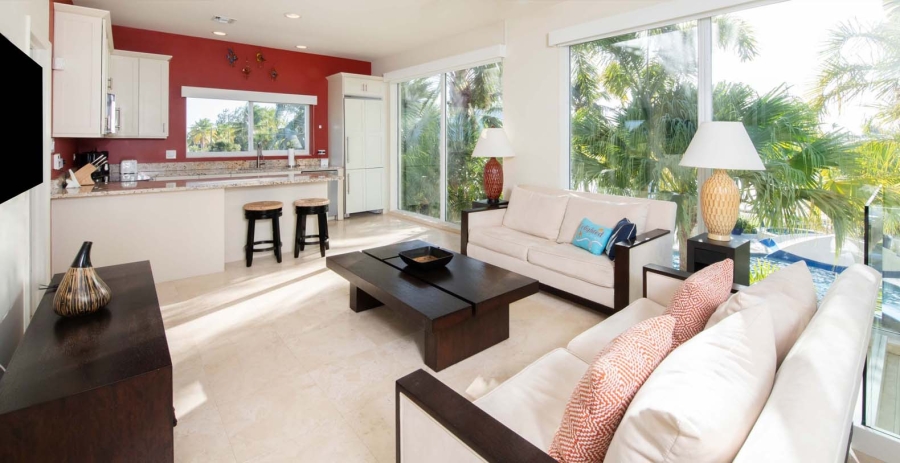 Kaiku & Guesthouse Grand Cayman Vacation Villa - Cayman Kai