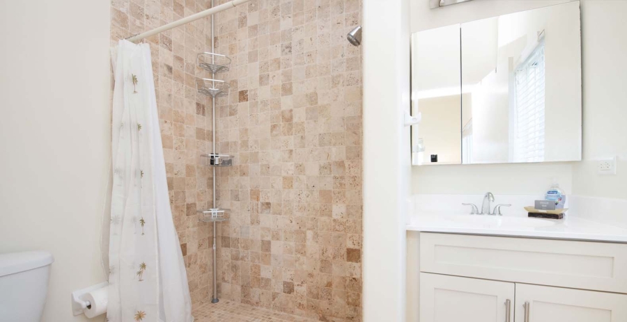 Kaiku & Guesthouse Grand Cayman Vacation Villa - Cayman Kai