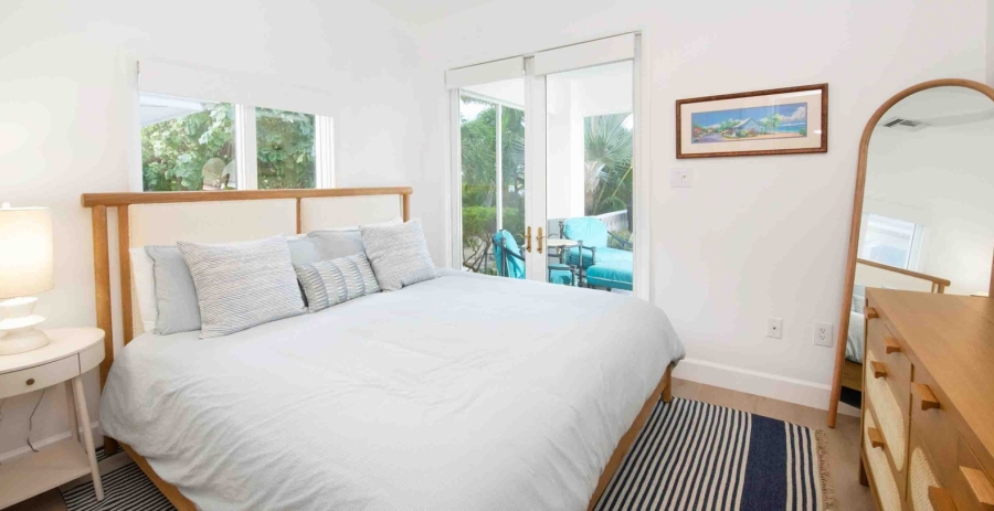 Kailypso Grand Cayman 3-Bedroom Beachfront Villa - Cayman Kai Bio Bay