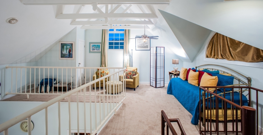 Lone Palm Grand Cayman Award-Winning Oceanfront Villa - East End