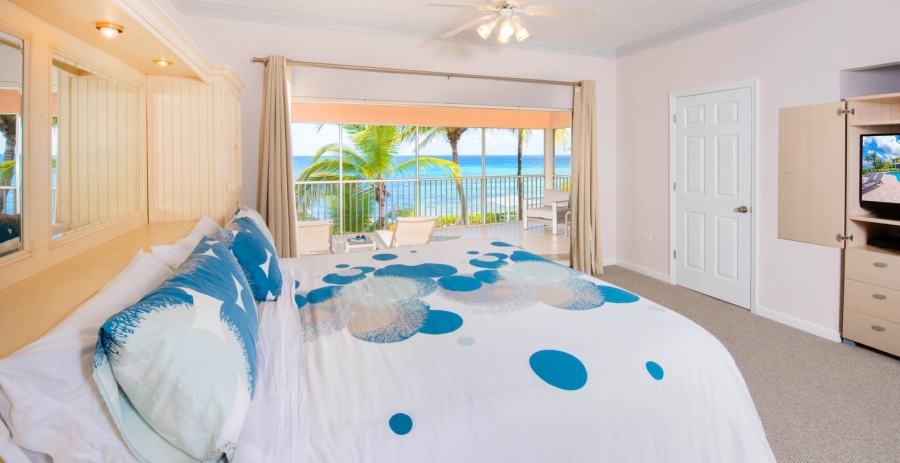 Northern Lights 5 Grand Cayman 3-Bedroom Beachfront Townhome - North Side
