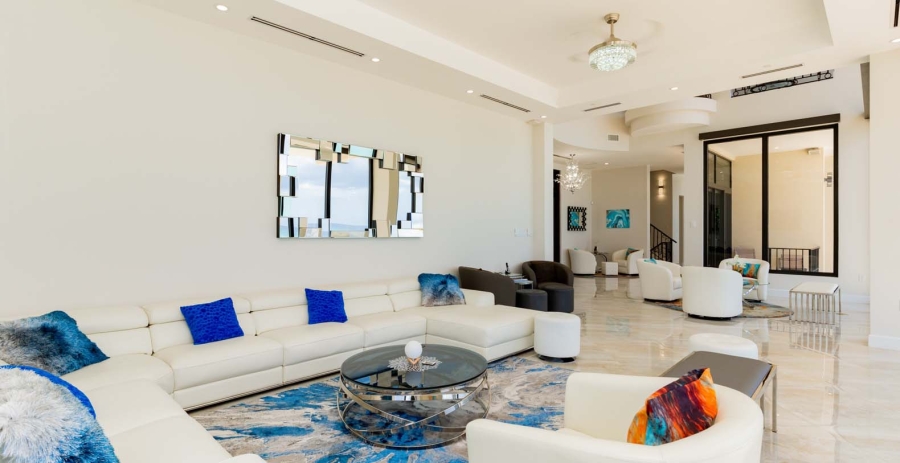 Oasis 7 Grand Cayman Vacation Villa - Seven Mile Beach