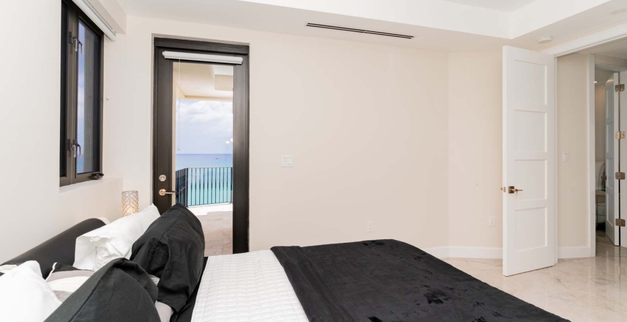 Oasis 7 Grand Cayman Vacation Villa - Seven Mile Beach