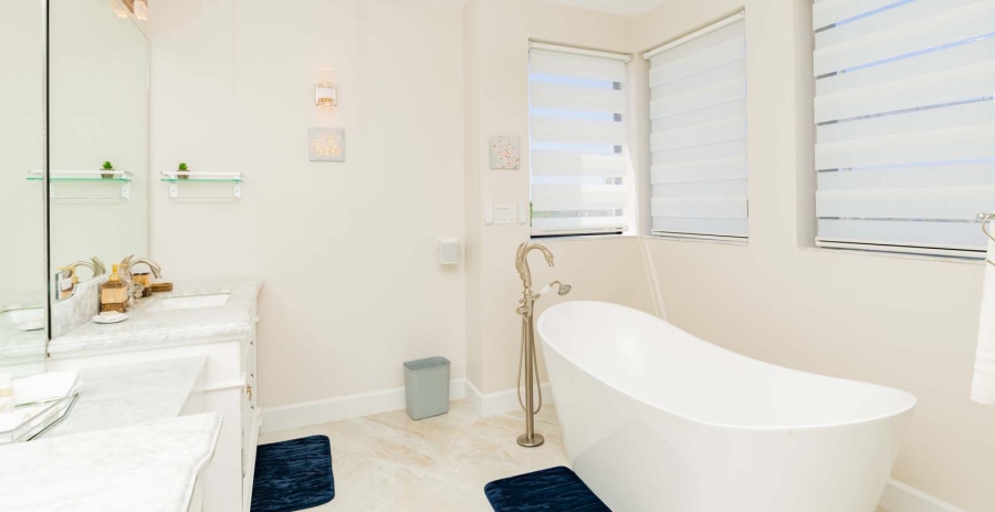 Oasis 7 Grand Cayman Vacation Villa - Seven Mile Beach
