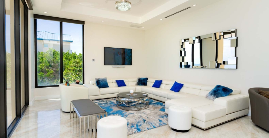 Oasis 7 Grand Cayman Vacation Villa - Seven Mile Beach