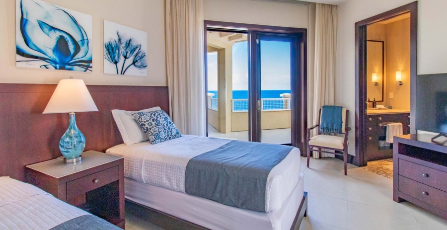 Oceans Edge Seaside Estate Grand Cayman Vacation Villa - South Coast