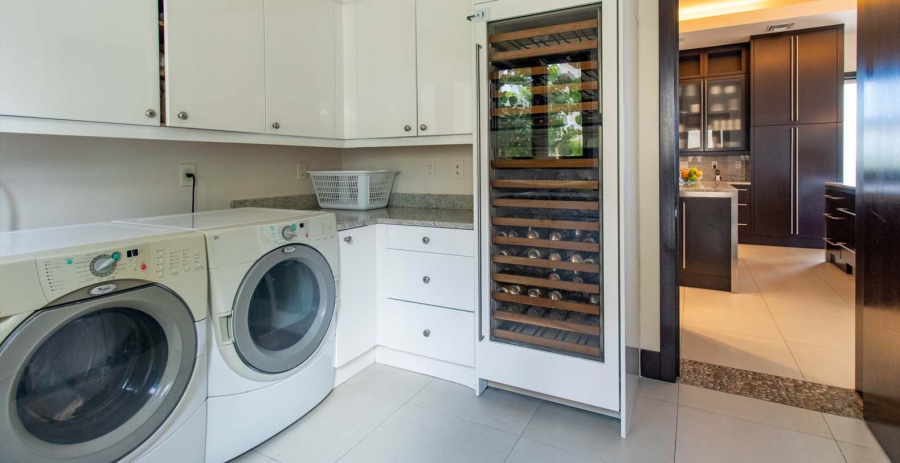 Oceans Edge Seaside Estate Grand Cayman Vacation Villa - South Coast