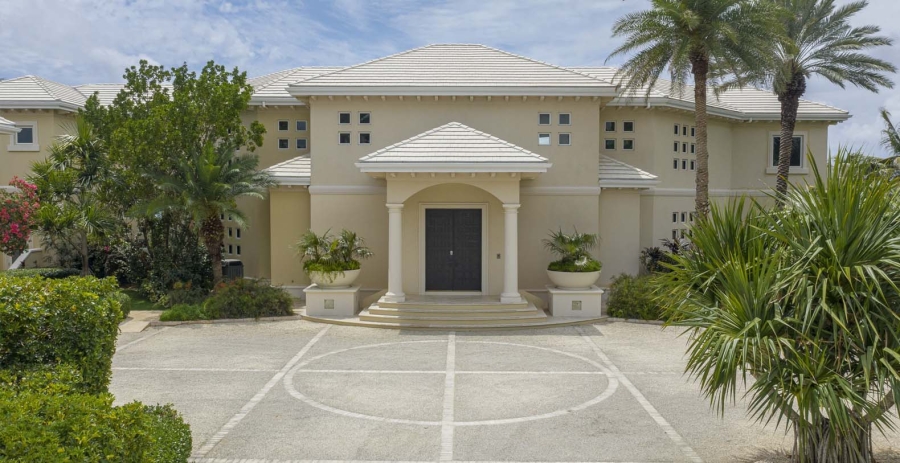 Oceans Edge Seaside Estate Grand Cayman Vacation Villa - South Coast