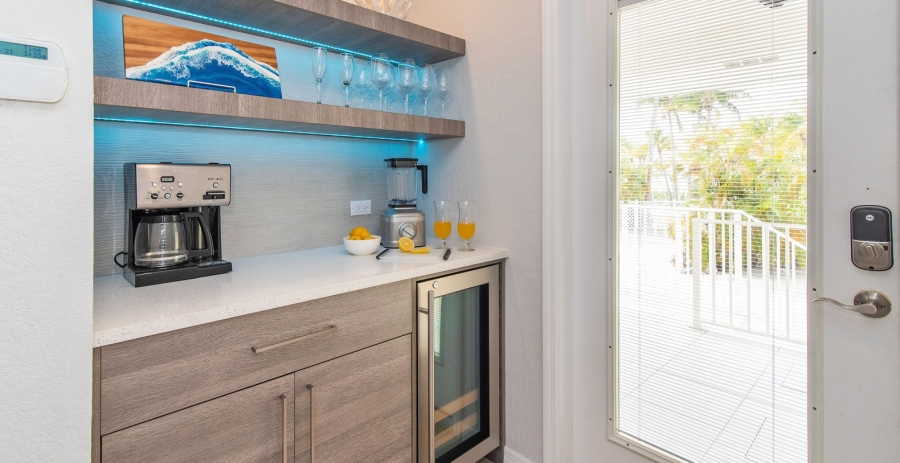 Peace & Kai It Grand Cayman 3-Bedroom Beach Cottage - Cayman Kai