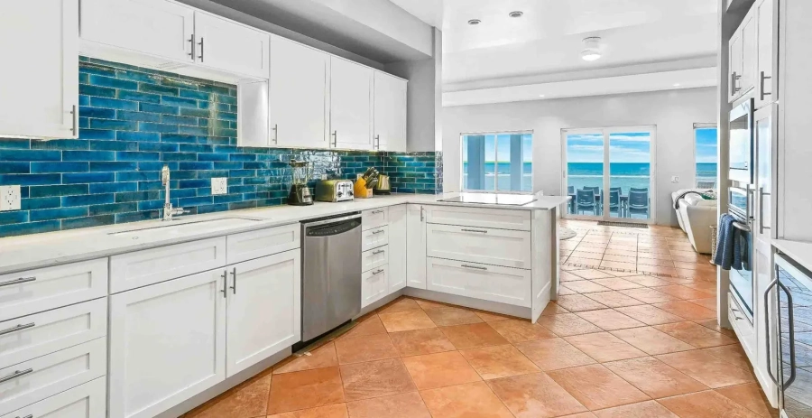 Present Moment Grand Cayman - Baja Shelf