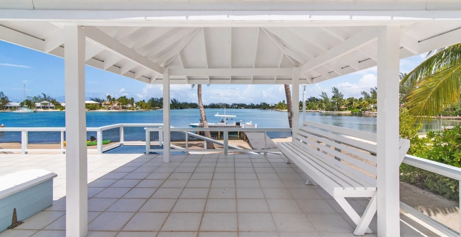 S'Kai Blue Grand Cayman - Master Bedroom