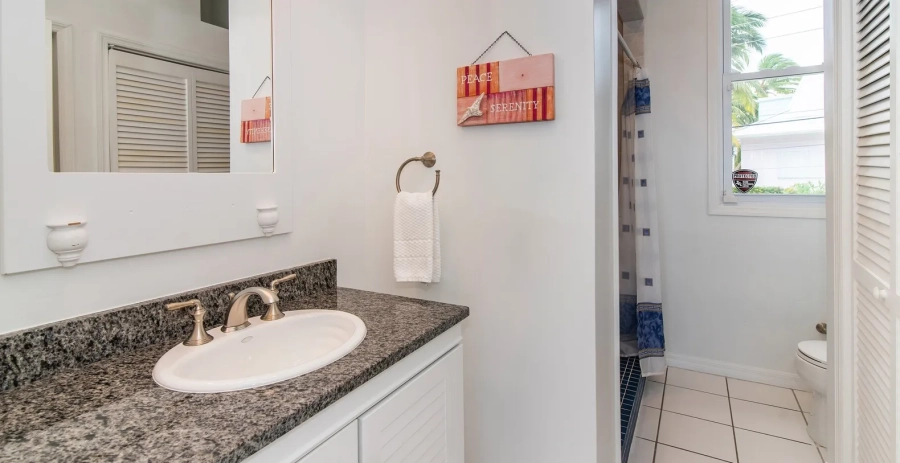 S'Kai Blue Grand Cayman - Sunset Colors