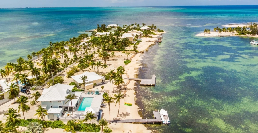 S'Kai Blue Grand Cayman - Pool Deck