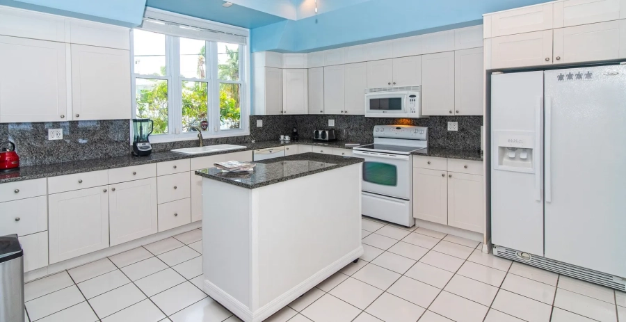 S'Kai Blue Grand Cayman - Family Room