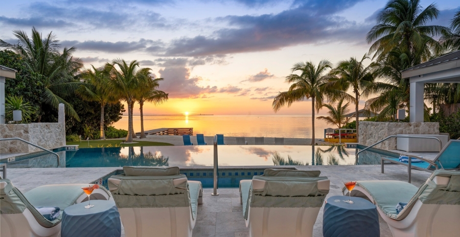 SunRays Grand Cayman Vacation Villa - Cayman Kai