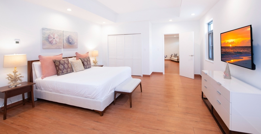 Timeless Paradise Grand Cayman Vacation Villa - Rum Point