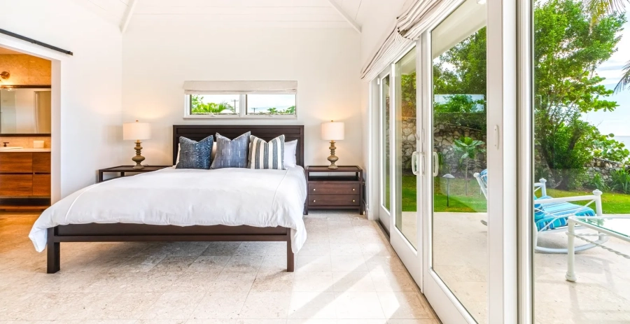 Turtle Beach Grand Cayman - Kitchen