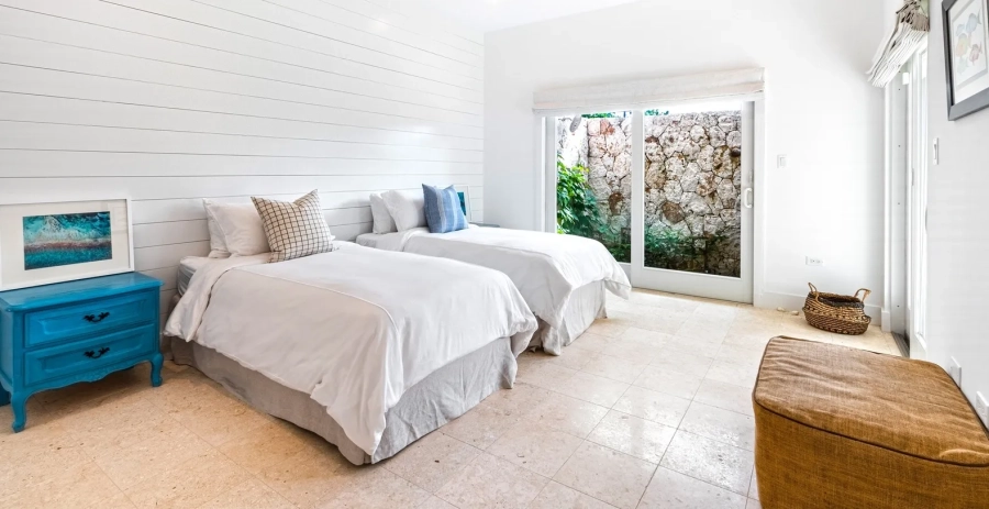 Turtle Beach Grand Cayman - Master Bedroom