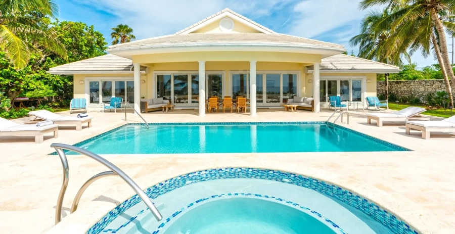 Turtle Beach Grand Cayman - Private Pool