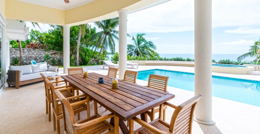 Turtle Beach Grand Cayman - Outdoor Shower