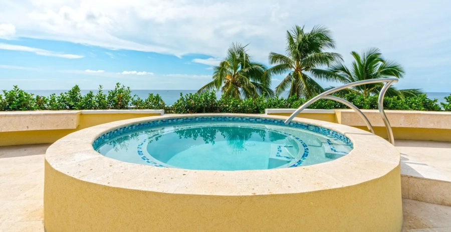 Turtle Beach Grand Cayman - Private Shower