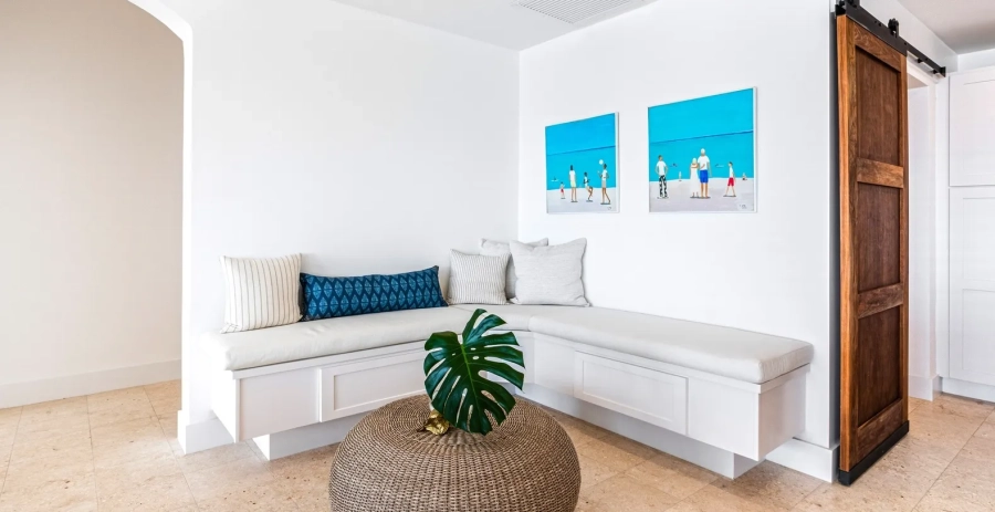 Turtle Beach Grand Cayman - Living Area